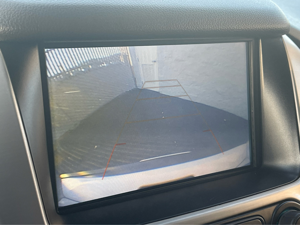 Thumbnail: 2019 GMC Yukon XL - 24