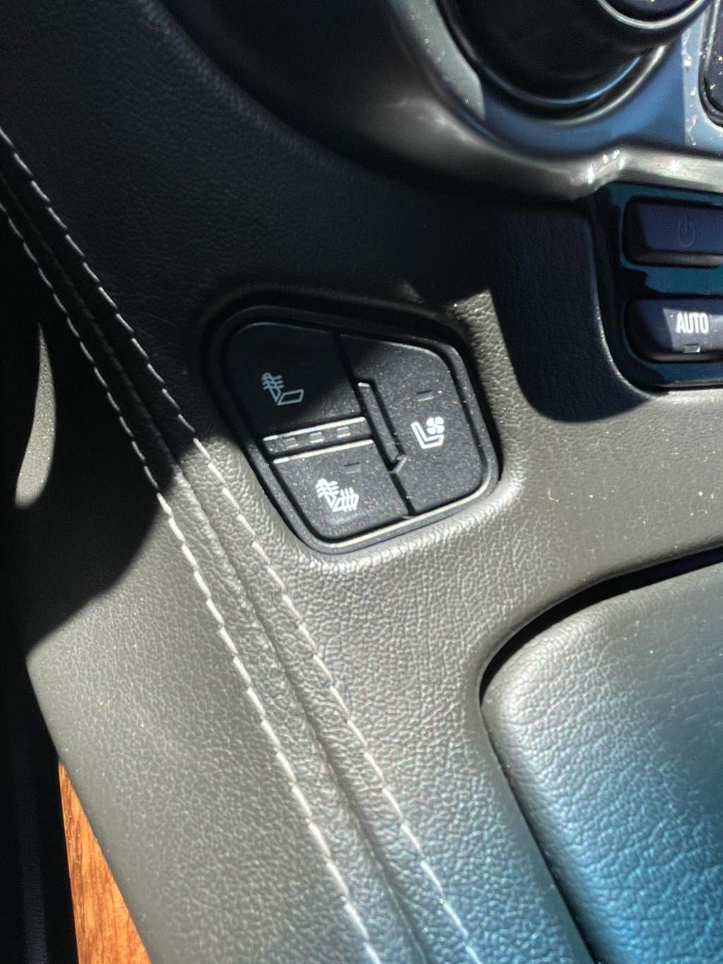 Thumbnail: 2019 Chevrolet Tahoe - 24