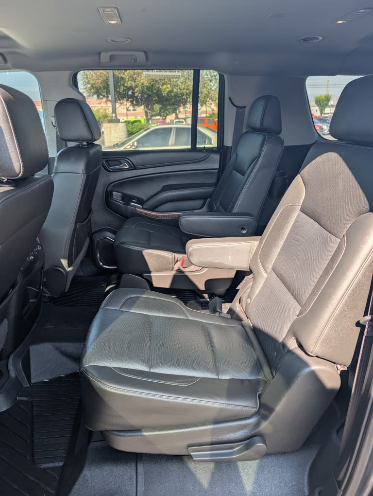 Thumbnail: 2019 Chevrolet Suburban - 29