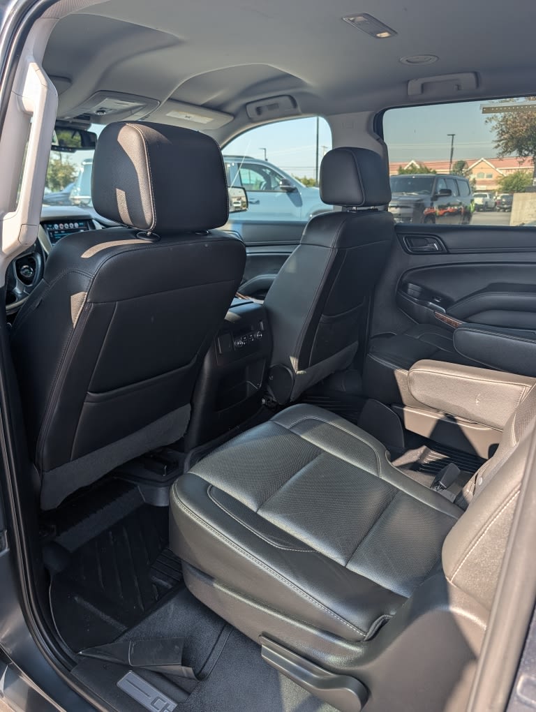 Thumbnail: 2019 Chevrolet Suburban - 30
