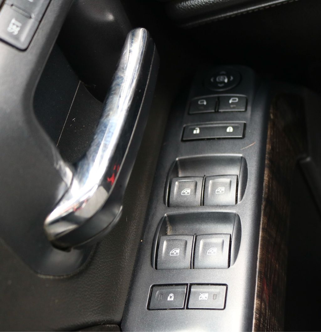 Thumbnail: 2015 GMC Sierra 3500 - 23