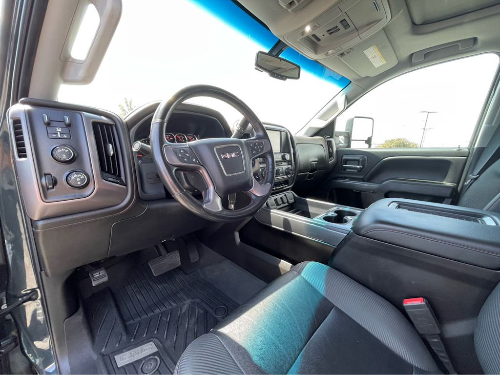 Thumbnail: 2019 GMC Sierra 3500 - 2