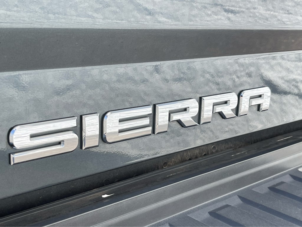 Thumbnail: 2019 GMC Sierra 3500 - 21