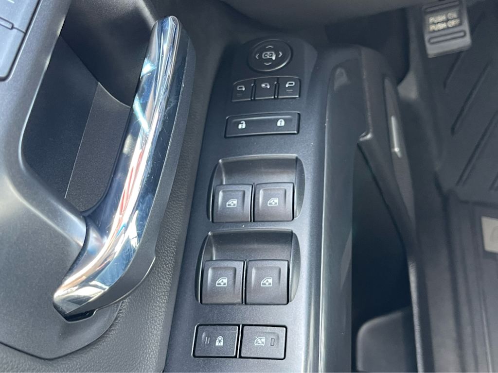 Thumbnail: 2019 GMC Sierra 3500 - 24
