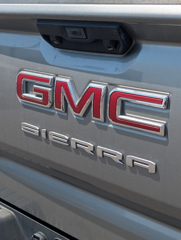 Thumbnail: 2023 GMC Sierra 1500 - 11