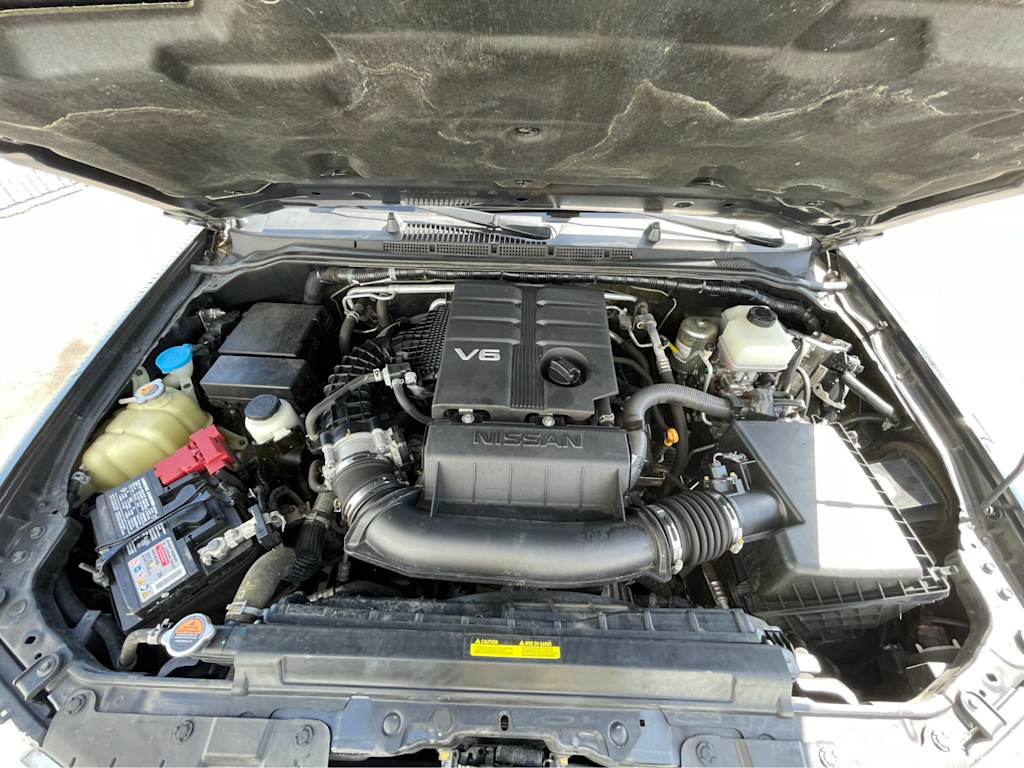2021 Nissan Frontier SV 8