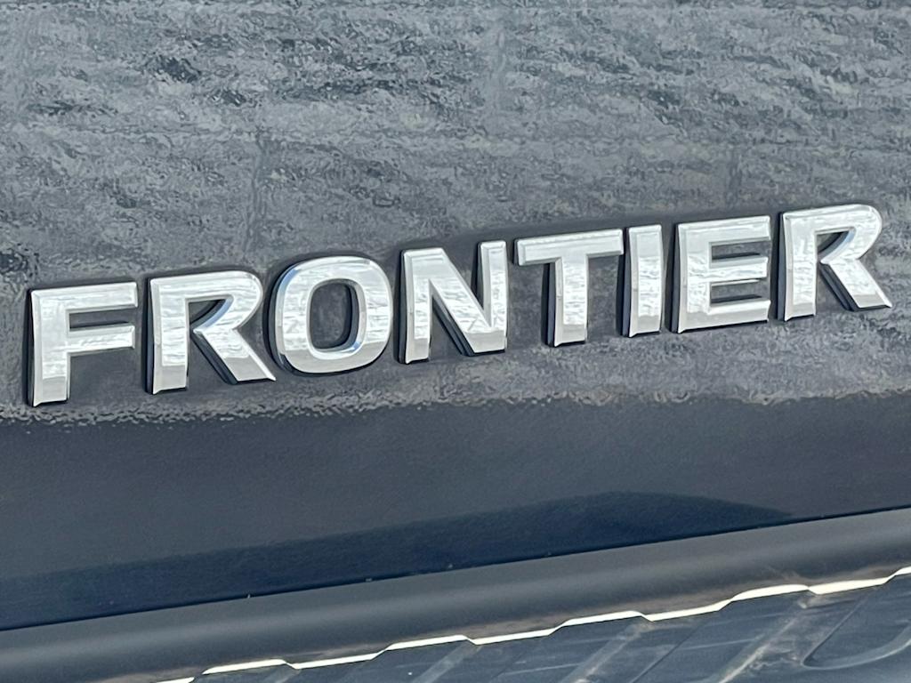 2021 Nissan Frontier SV 20