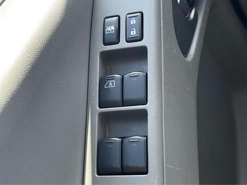 2021 Nissan Frontier SV 25