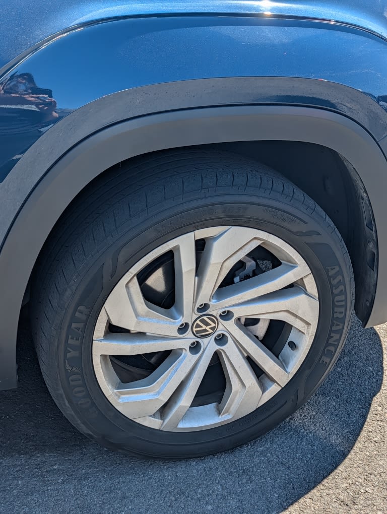 Thumbnail: 2021 Volkswagen Atlas - 6