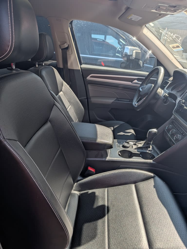 Thumbnail: 2021 Volkswagen Atlas - 8