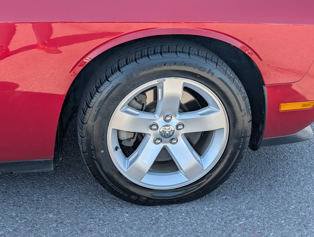 Thumbnail: 2010 Dodge Challenger - 7