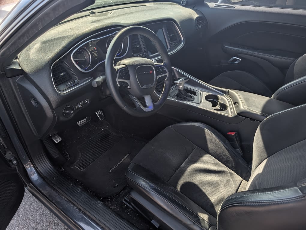 Thumbnail: 2016 Dodge Challenger - 2
