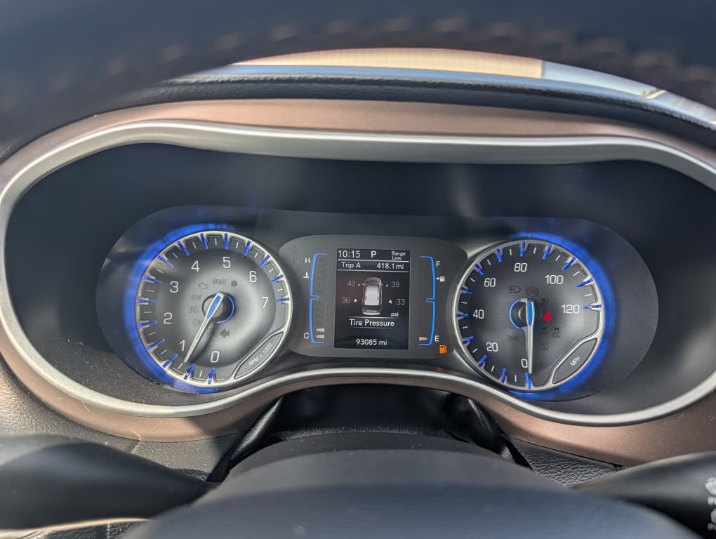 Thumbnail: 2017 Chrysler Pacifica - 12
