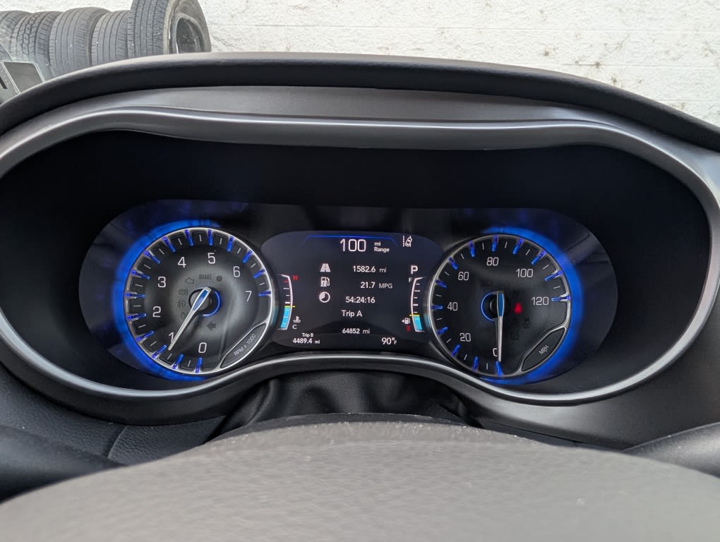 Thumbnail: 2023 Chrysler Pacifica - 14