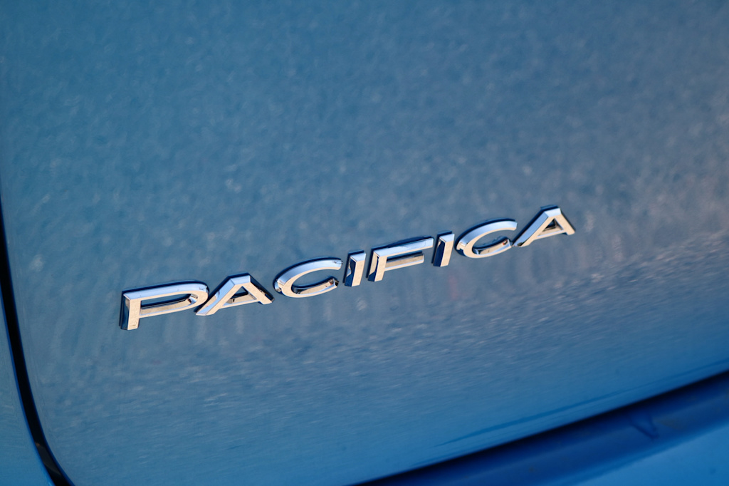 Thumbnail: 2026 Chrysler Pacifica - 14