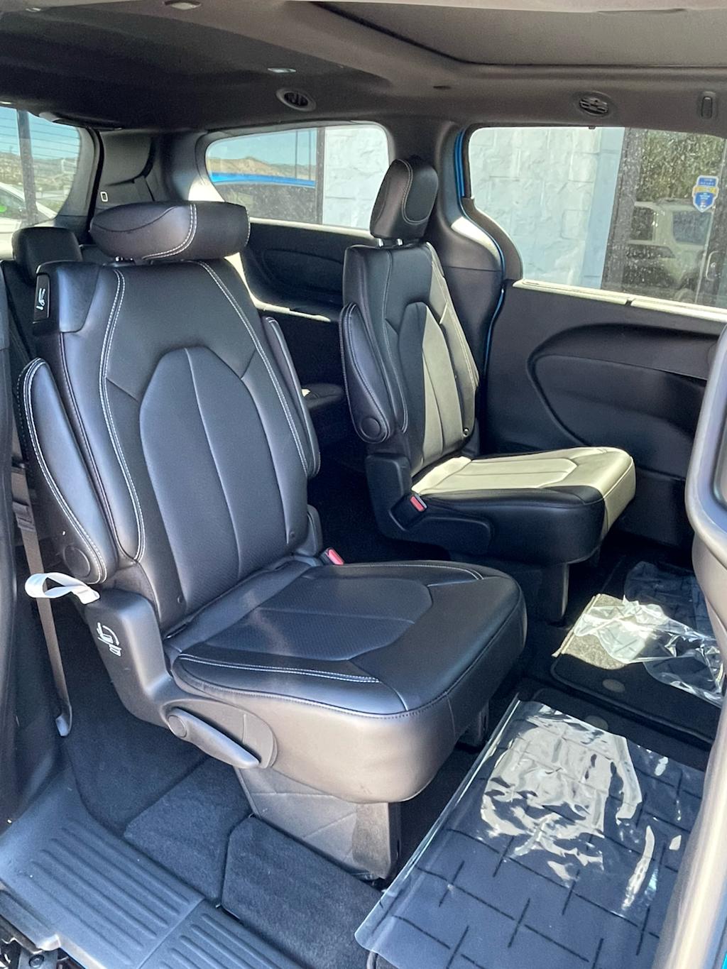 Thumbnail: 2026 Chrysler Pacifica - 27