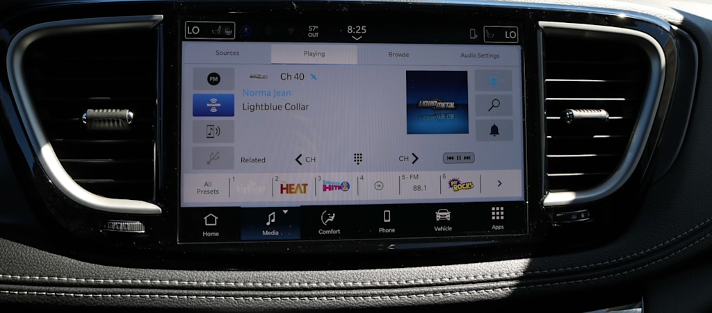 Thumbnail: 2026 Chrysler Pacifica - 13