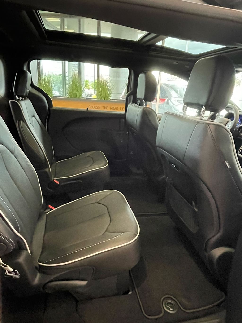 Thumbnail: 2027 Chrysler Pacifica - 11