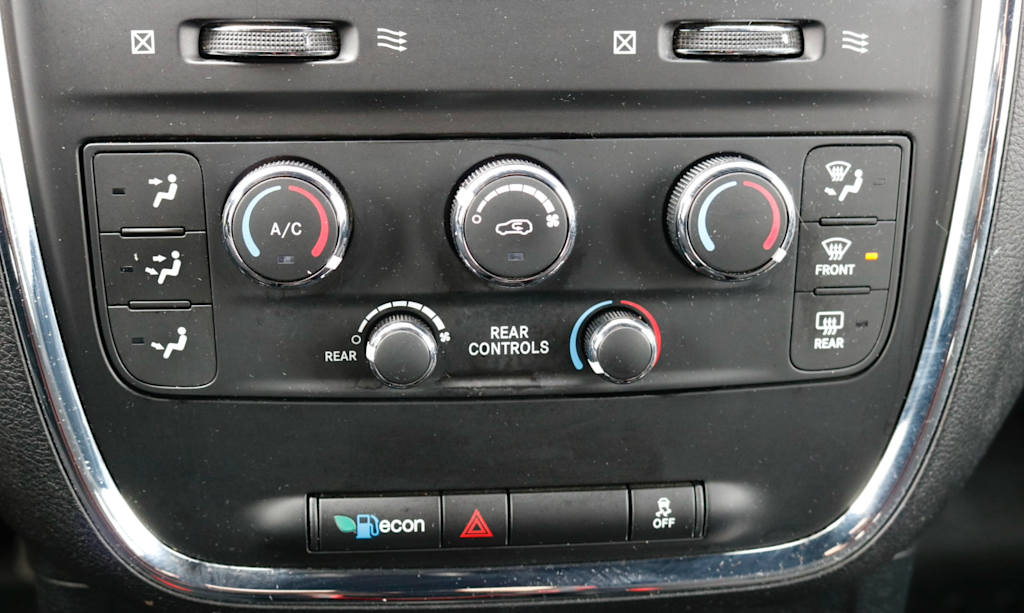 Thumbnail: 2017 Dodge Grand Caravan - 22