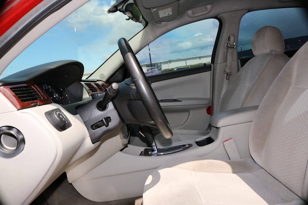 Thumbnail: 2008 Chevrolet Impala - 8