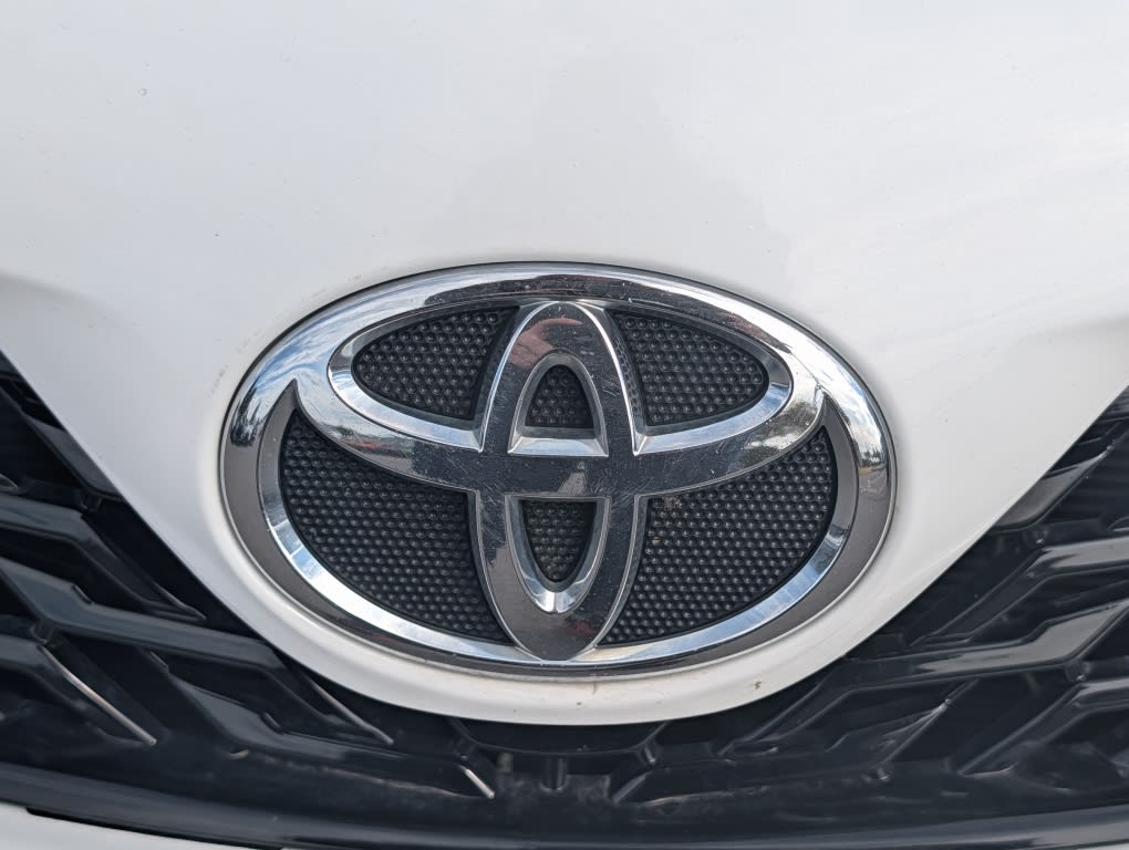 Thumbnail: 2011 Toyota Corolla - 6