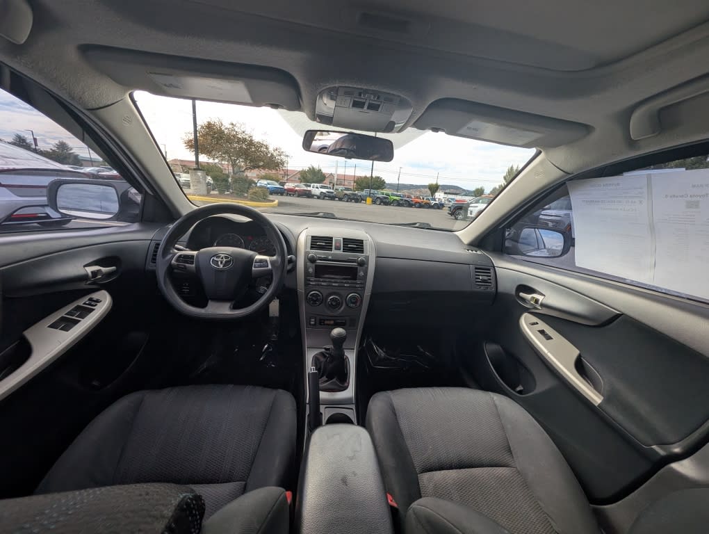 Thumbnail: 2011 Toyota Corolla - 2