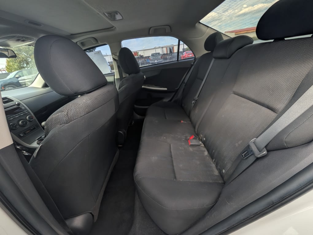 Thumbnail: 2011 Toyota Corolla - 27