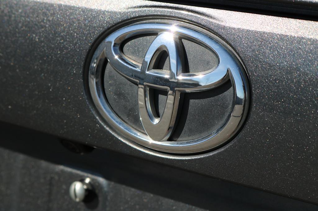 Thumbnail: 2021 Toyota RAV4 - 5