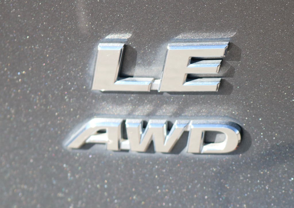 Thumbnail: 2021 Toyota RAV4 - 18