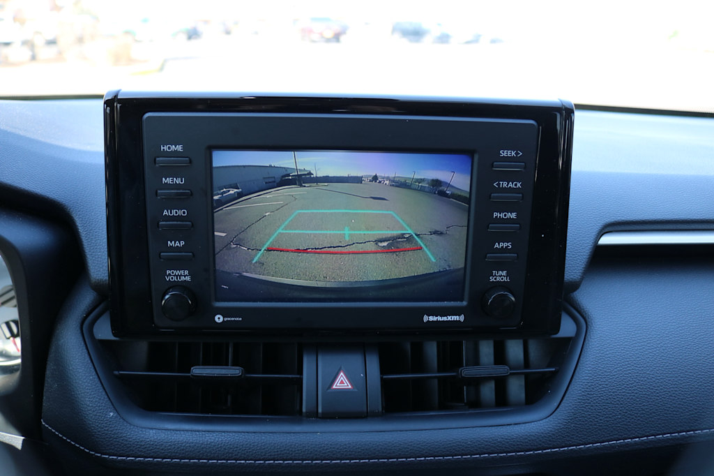 Thumbnail: 2021 Toyota RAV4 - 20