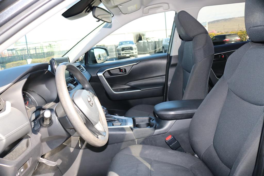 Thumbnail: 2021 Toyota RAV4 - 27