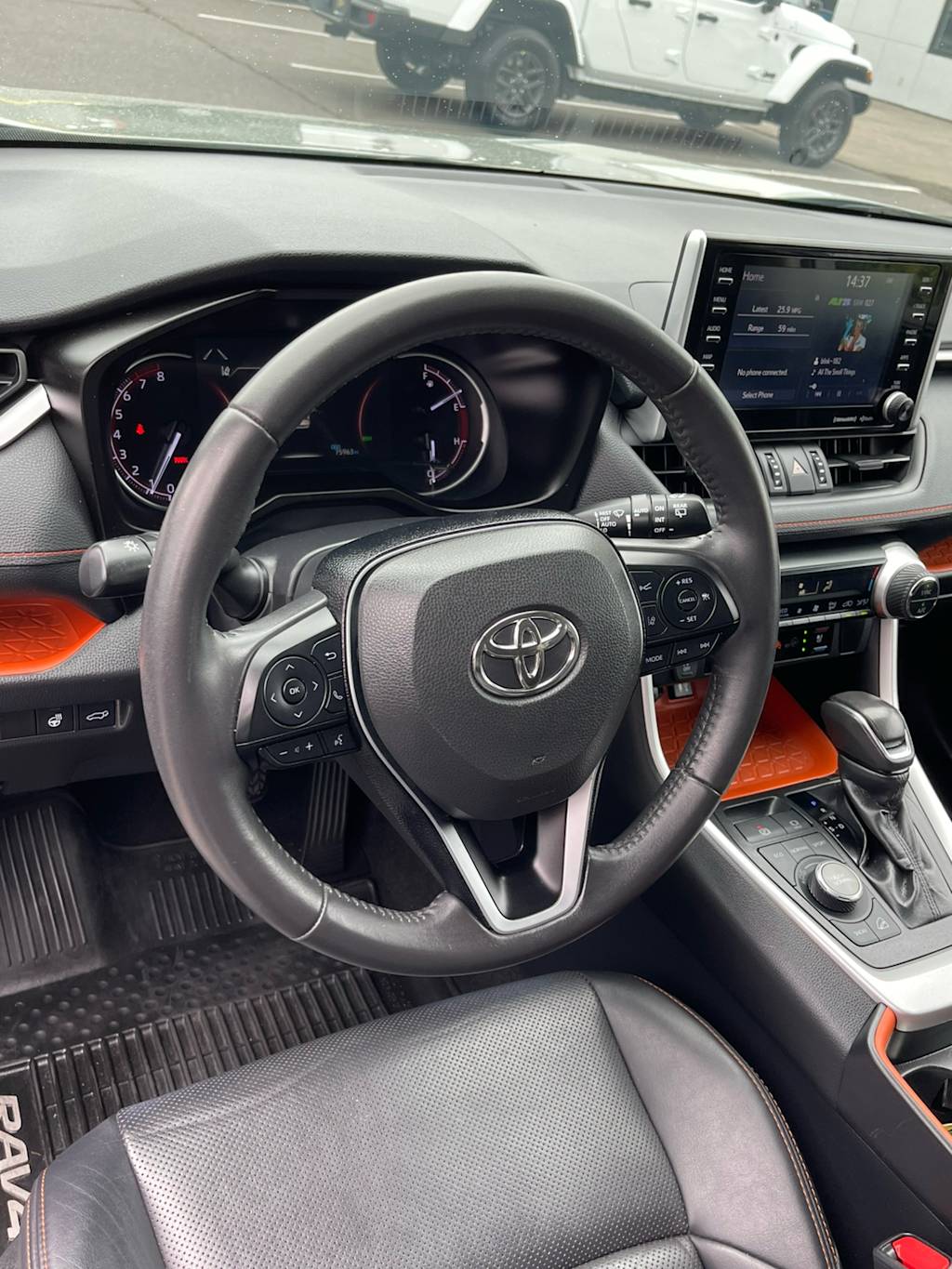 Thumbnail: 2019 Toyota RAV4 - 11