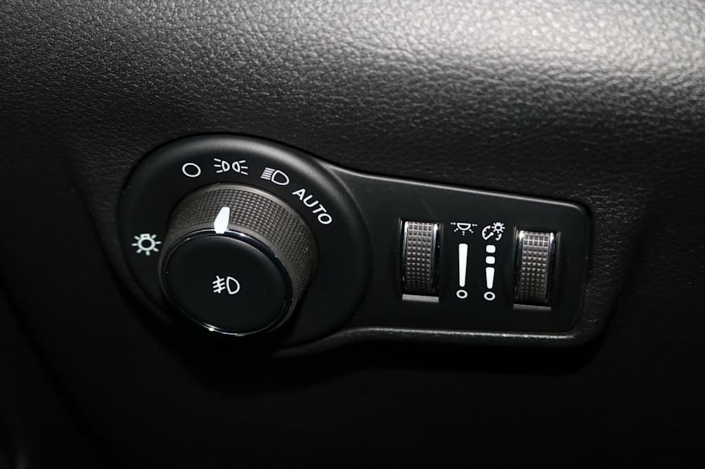Thumbnail: 2026 Jeep Compass - 25