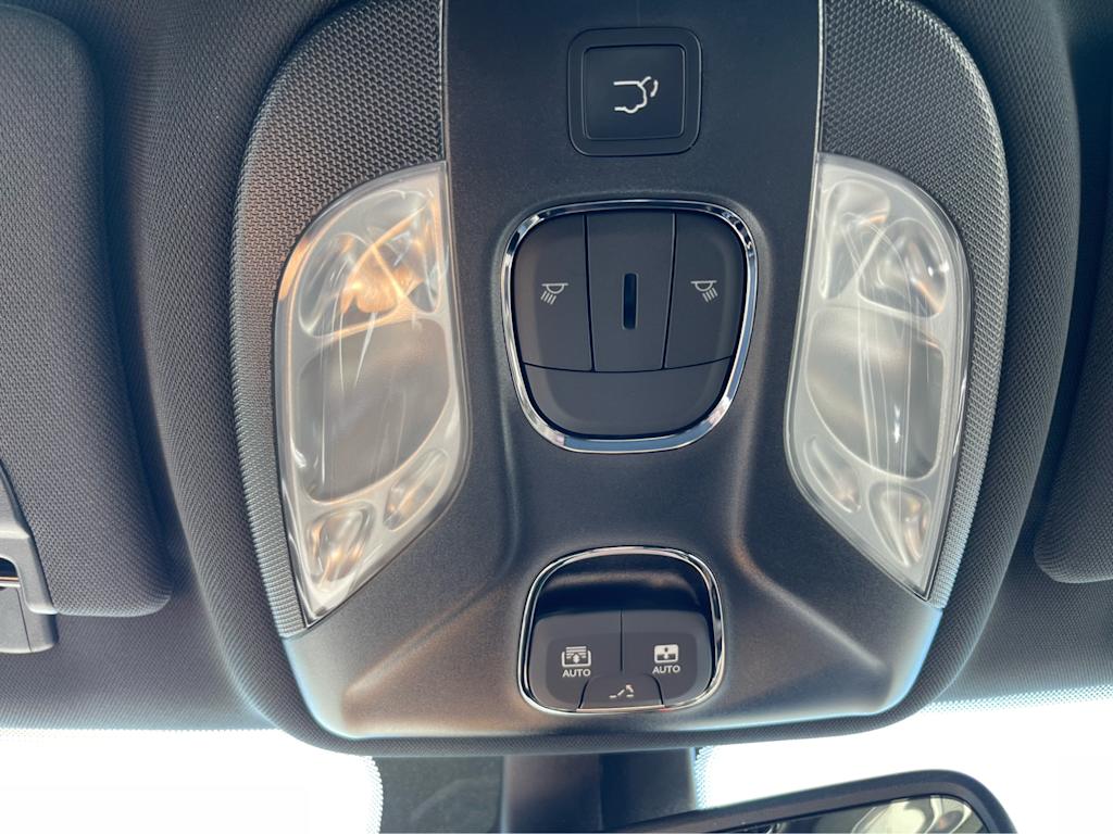 Thumbnail: 2025 Jeep Compass - 24