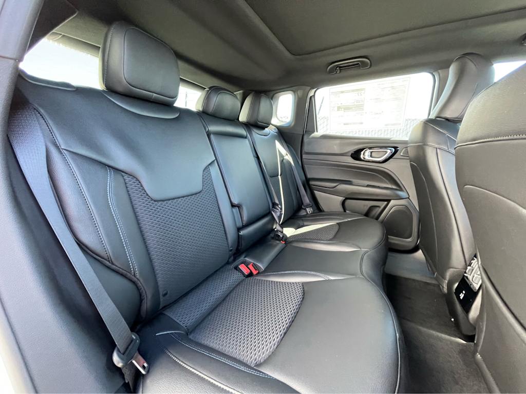 Thumbnail: 2025 Jeep Compass - 28
