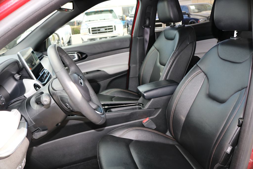 Thumbnail: 2024 Jeep Compass - 9