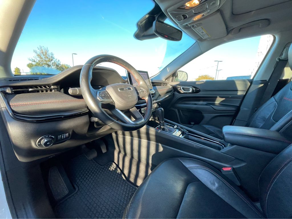 Thumbnail: 2022 Jeep Compass - 2