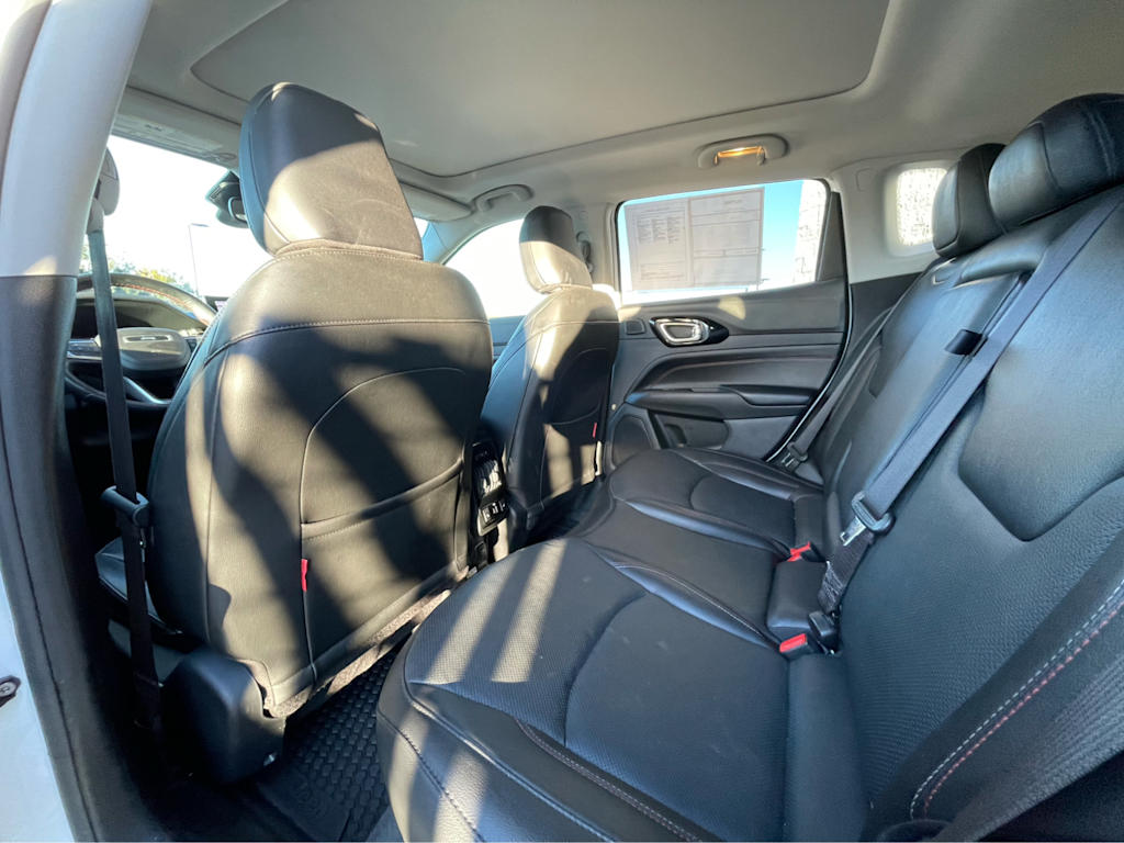 Thumbnail: 2022 Jeep Compass - 11