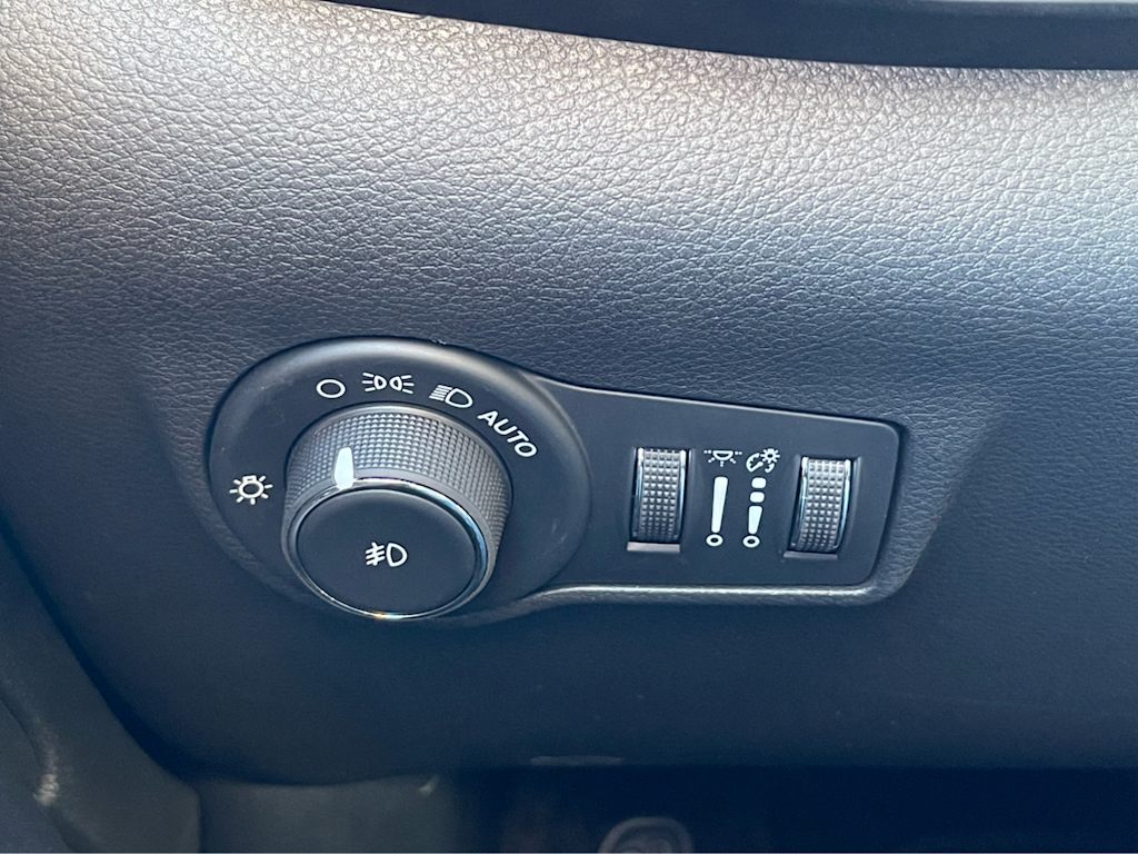 Thumbnail: 2026 Jeep Compass - 24