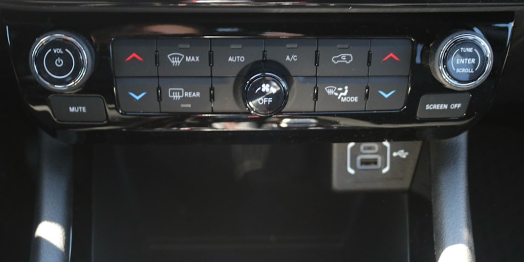Thumbnail: 2026 Jeep Compass - 25
