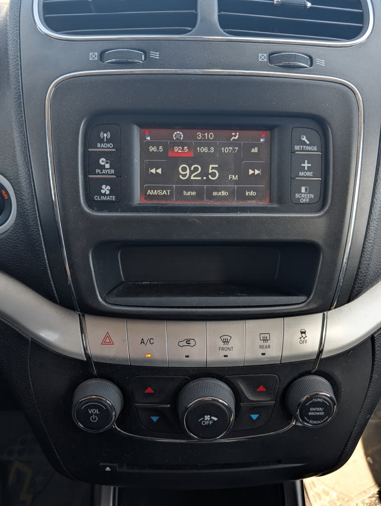 Thumbnail: 2019 Dodge Journey - 6