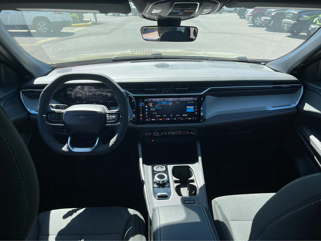 Thumbnail: 2026 Jeep Cherokee - 8