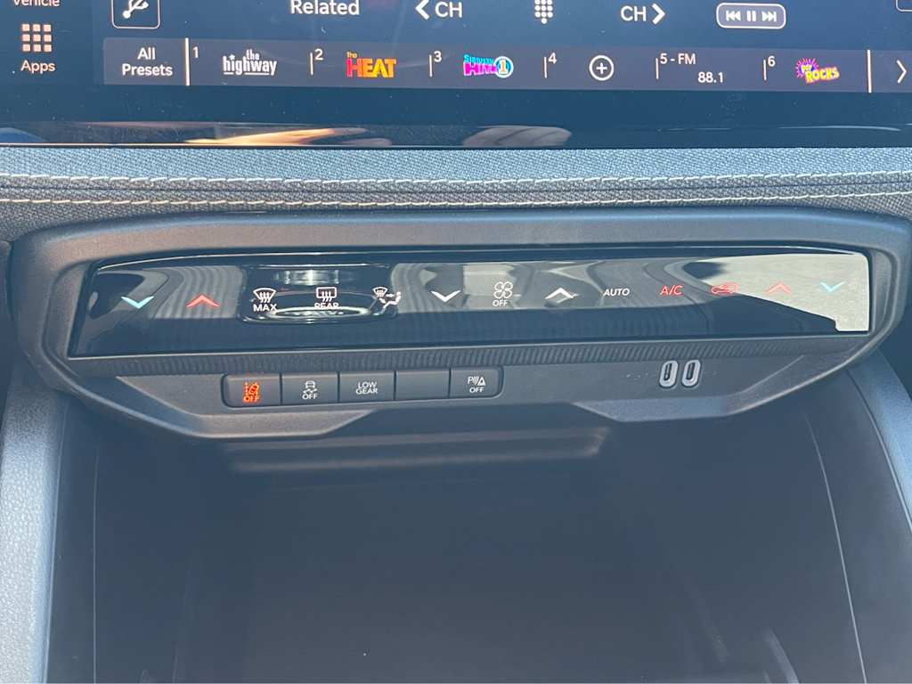 Thumbnail: 2026 Jeep Cherokee - 22