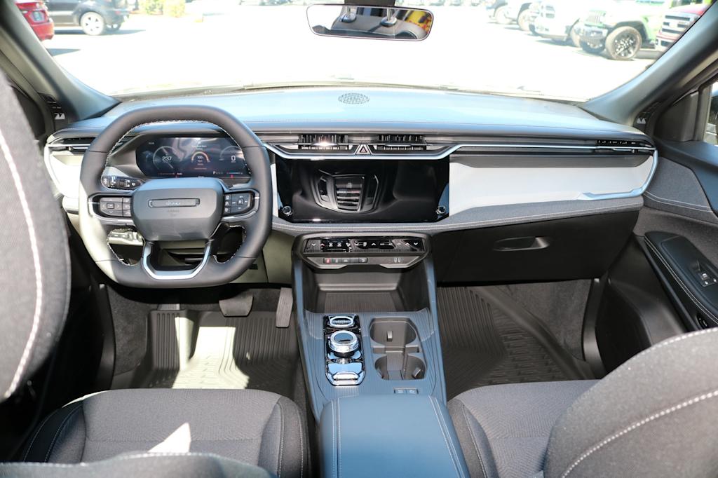 Thumbnail: 2026 Jeep Cherokee - 7