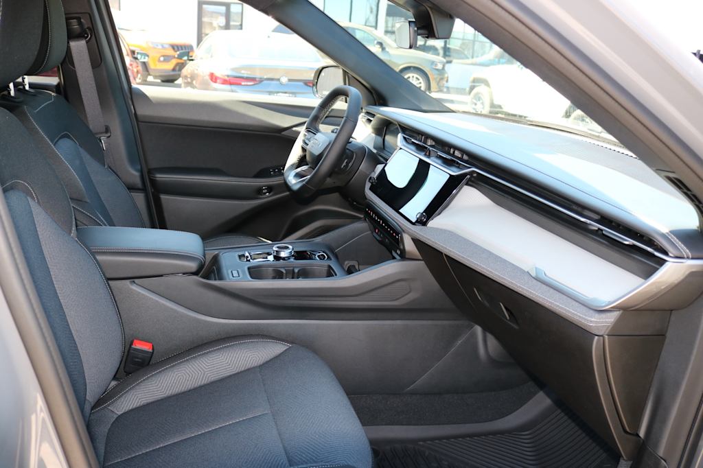 Thumbnail: 2026 Jeep Cherokee - 9