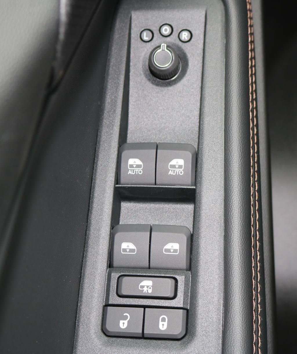 Thumbnail: 2026 Jeep Cherokee - 25
