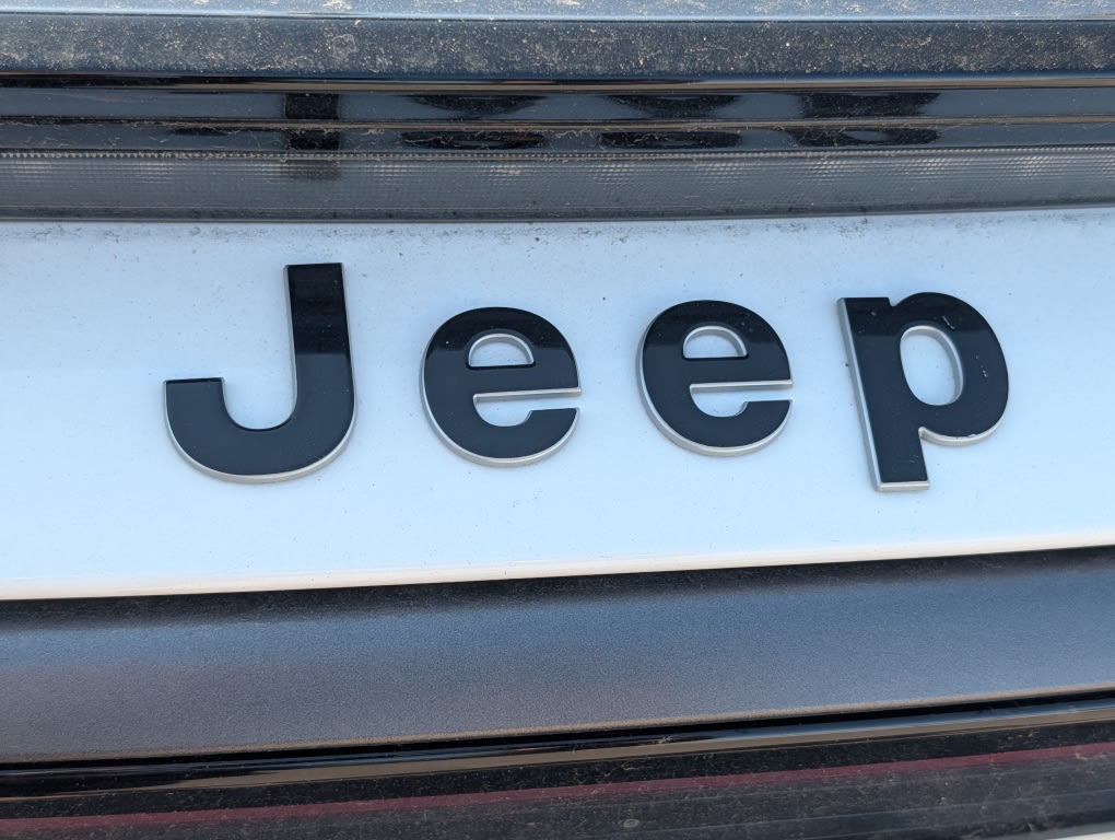 Thumbnail: 2025 Jeep Wagoneer S - 12