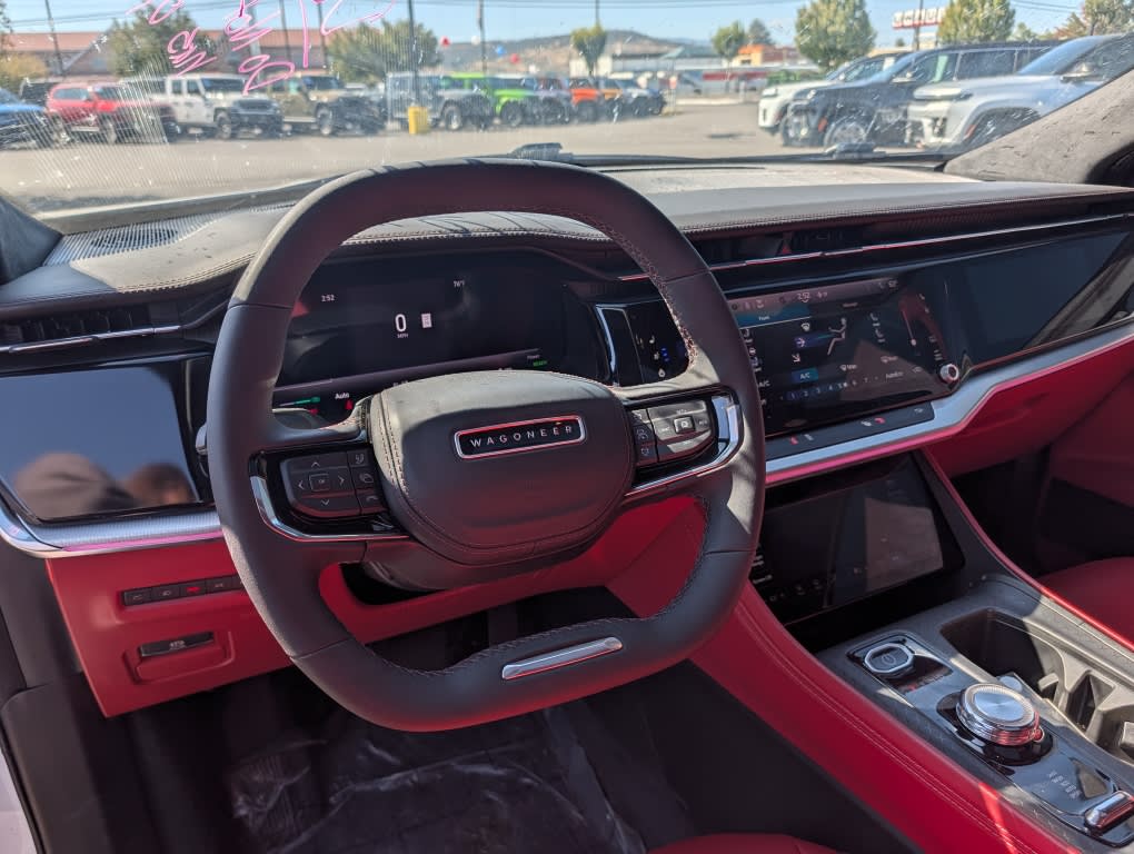 Thumbnail: 2025 Jeep Wagoneer S - 2