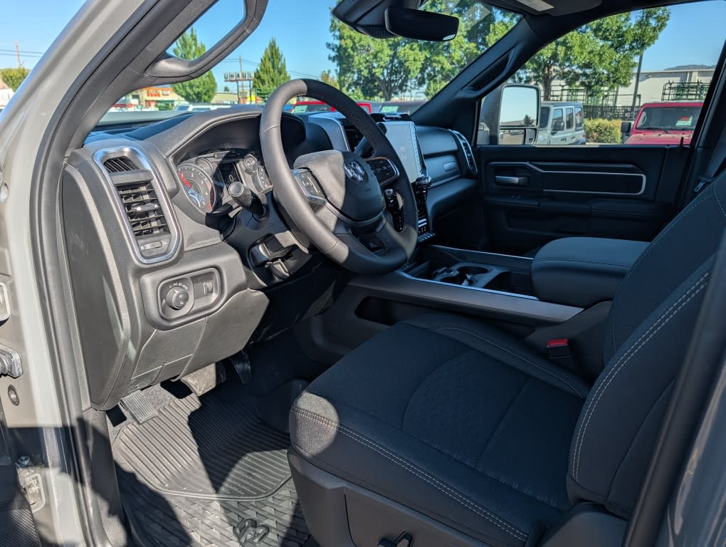 Thumbnail: 2026 RAM 3500 - 8