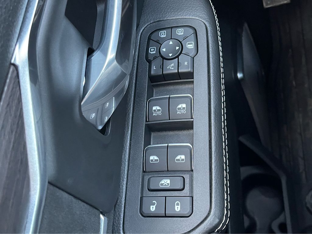 Thumbnail: 2025 RAM 3500 - 23